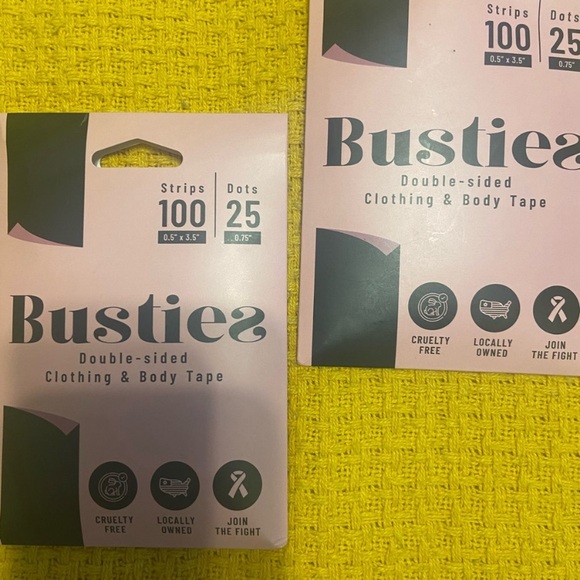 Bundle: 3 Busties Breast Tape Kits - Picture 5 of 6